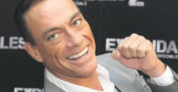 Hollywood yıldızı Jean Claude Van Damme’ın, Bodrum’a yat almak için geldiği ortaya çıktı
