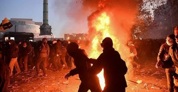 Fransa’da ateşli yılbaşı! 874 araç yaktılar