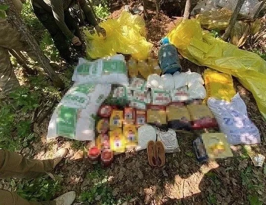 Tunceli’de teröristlerin inlerine girildi!