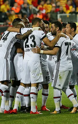 Beşiktaş Göztepe'yi farklı geçti