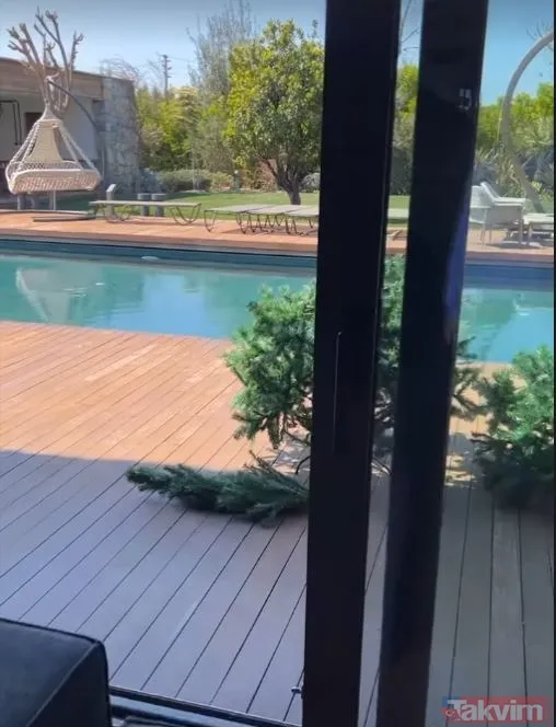 Zeynep Koçak elinde paspasla Boğaz manzaralı evini dip köşe temizledi! O anları anbean yayınladı! “Koltukları çektim her yeri...” - 49