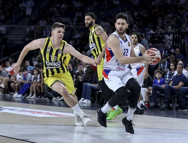 fenerbahce-beko-anadolu-efes-karsisinda-sampiyonluk-macinda-1655022062009.jpg Fenerbahçe Beko, Anadolu Efes karşısında şampiyonluk maçında!-4