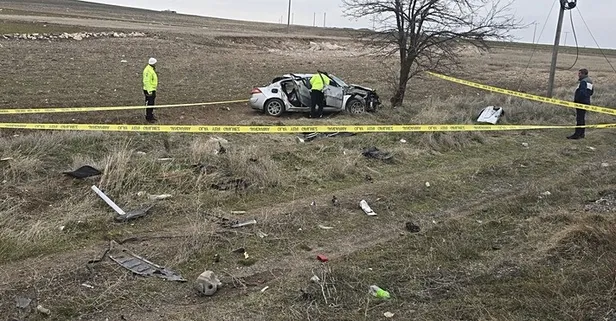 Aksaray’da tatil yolculuğu kabusa döndü: Anne ve baba öldü, 4 çocuk ağır yaralandı