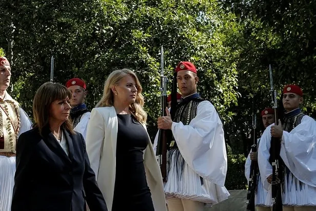 yunanistandan-bir-provokasyon-hazirligi-daha-turkiyenin-sadece-18-kilometre-uzakligindaki-1662824902511.jpg Yunanistan’dan bir provokasyon hazırlığı daha: Türkiye’nin sadece 1.8 kilometre uzaklığındaki…-3