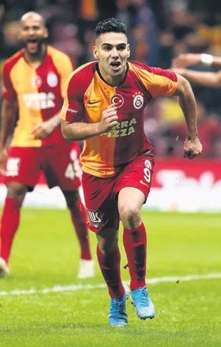 Radamel Falcao 10 maçın 4’ünde yok!