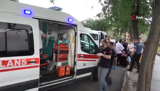Diyarbakır’da iki minibüs çarpıştı: 8 yaralı