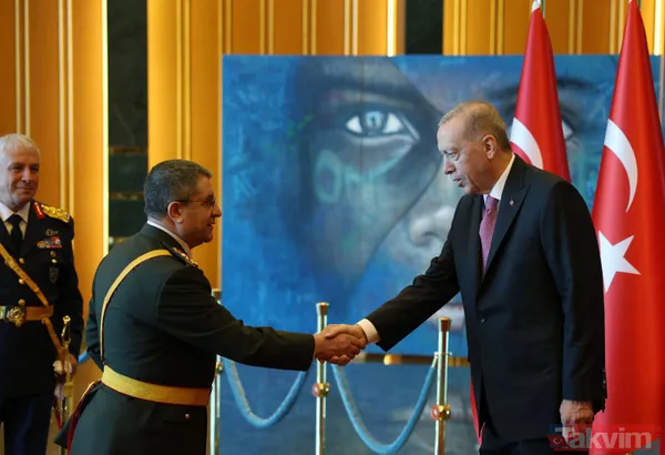 Külliye'de '30 Ağustos' kabulleri! Başkan Erdoğan'dan Türkiye'nin ilk kadın amirali Gökçen Fırat'a: Sen benim hemşehrimdin he? - 31