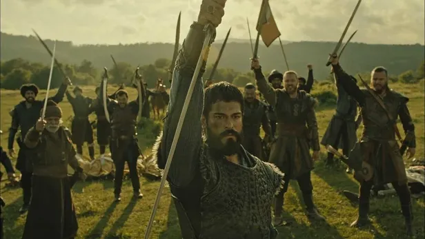 Kuruluş Osman 64. bölümle sezonu zirvede kapattı! Oyuncular işte bu sözlerle veda etti...-8