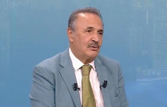 chpli-mehmet-sevigenden-izmir-iddialarina-yaylim-atesi-gok-kubbeyi-kilicdaroglunun-basina-yikariz-1692212896659.jpeg CHP'li Mehmet Sevigen'den İzmir iddialarına yaylım ateşi: Gök kubbeyi Kılıçdaroğlu'nun başına yıkarız-5