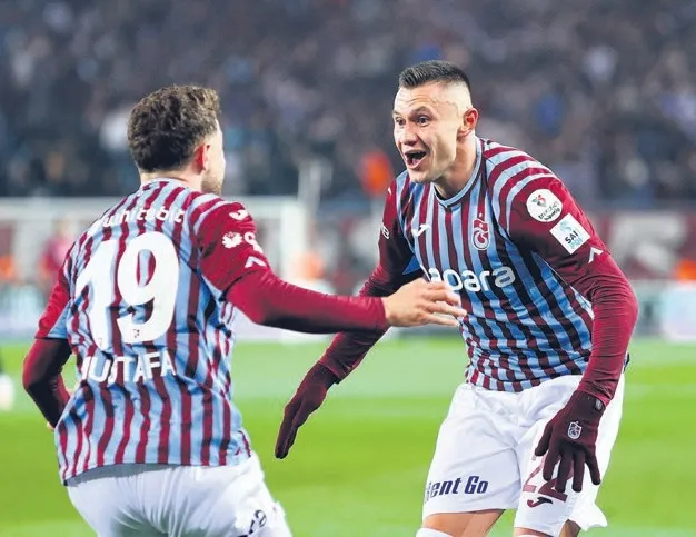 Yıldızlar kulübeye