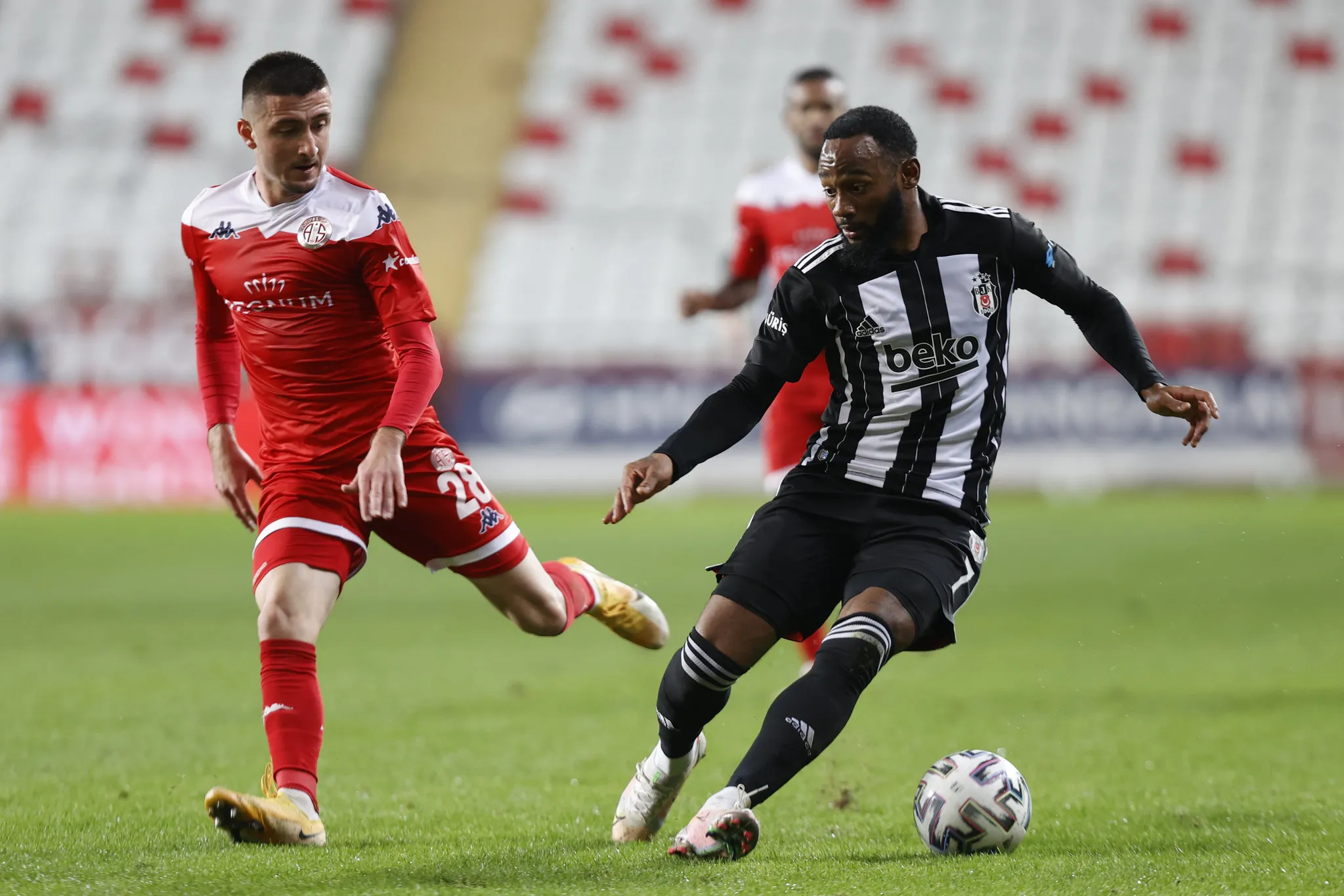 Galatasaray'dan şaşırtan transfer! Zaha'nın yerine eski Beşiktaşlı - 10