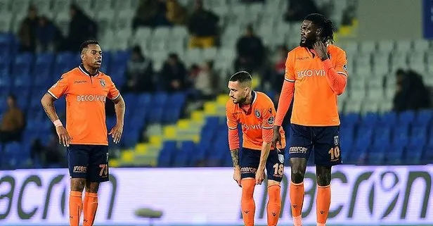 Basakşehir tepetaklak | Başakşehir 0-2 Göztepe