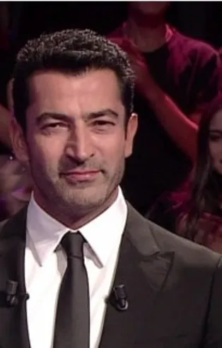 Haziran 2021'de vefat eden Bizimkiler adlı dizide repliklerini dinlediğiniz Baykuş Cemil karakterini canlandıran oyuncu kimdir?