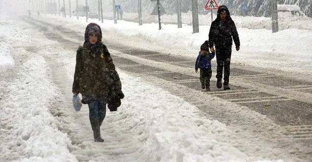 BUGÜN OKULLAR TATİL Mİ? 22 Aralık Perşembe yarın kar tatili olan iller ve ilçeler hangileri? Adana, Kahramanmaraş, Kayseri, Niğde, Kütahya...
