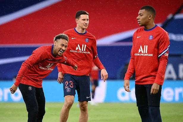 paris-saint-germain-julian-draxlerin-sozlesmesini-uzatti-1621286631463.jpeg Paris Saint-Germain, Julian Draxler'in sözleşmesini uzattı-1