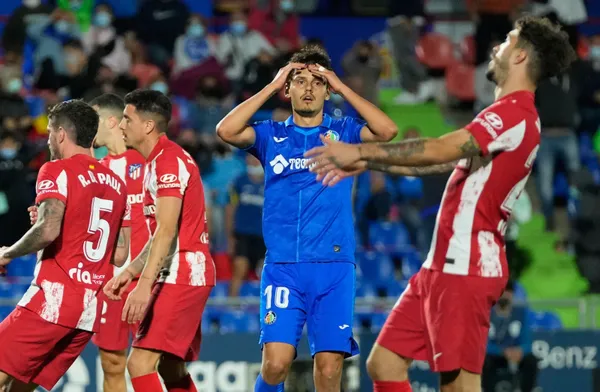 getafede-enes-unal-ayin-futbolcusu-secildi-1639518344288.jpg Getafe'de Enes Ünal ayın futbolcusu seçildi-5