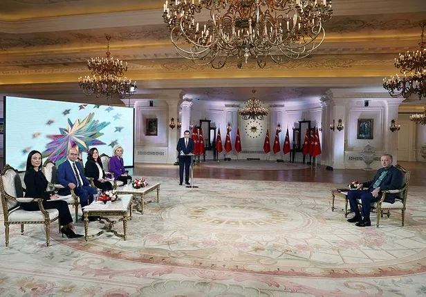 son-dakika-baskan-erdogan-a-haber-ve-atv-ortak-yayininda-gundeme-iliskin-onemli-mesajlar-1628113717340.jpeg Son dakika: Başkan Erdoğan A Haber ve ATV ortak yayınında gündeme ilişkin önemli mesajlar-2