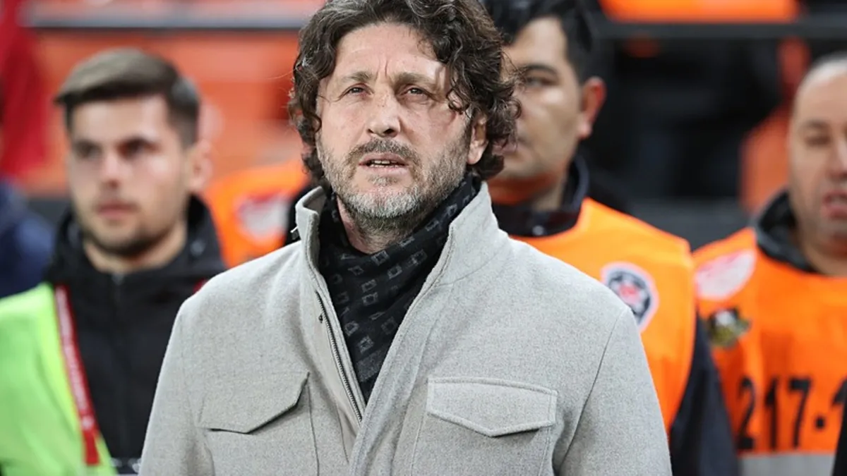 Fatih Tekke derbi sonrası konuştu! Bu hatalarla süreç böyle gitmez