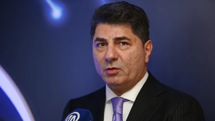 hakan-safiden-fenerbahce-taraftarina-transfer-aciklamasi-dunya-yildizlarini-getirelim-1779822163689.jpeg Hakan Safi'den Fenerbahçe taraftarına transfer açıklaması: Dünya yıldızlarını getirelim-3