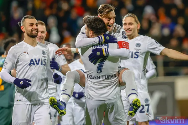 Arda Güler şov! Fener, Alanya deplasmanında galip (Alanyaspor 2-5 Fenerbahçe MAÇ SONUCU ÖZET) - 17