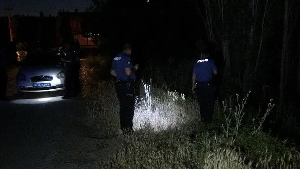Malatya'da akşam saatlerinde sokakta yürüyen adama pompalı silahla saldırı!-2