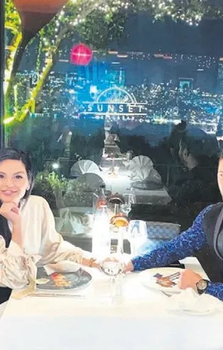 Tolgahan Sayışman ve Almeda Abazi'den romantik poz