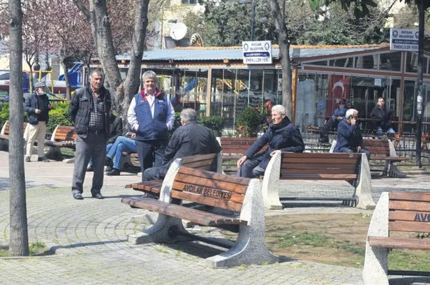 Prof. Dr. Oğuz Özyaral Kovid-19 şüphesiyle hastaneye kaldırıldı-9