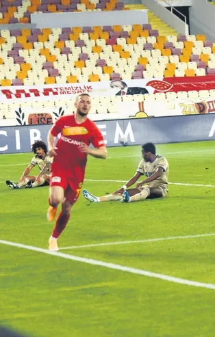 Fenerbahçe Malatya’da iki puan bıraktı... Zirve yarışında ağır yara aldı!