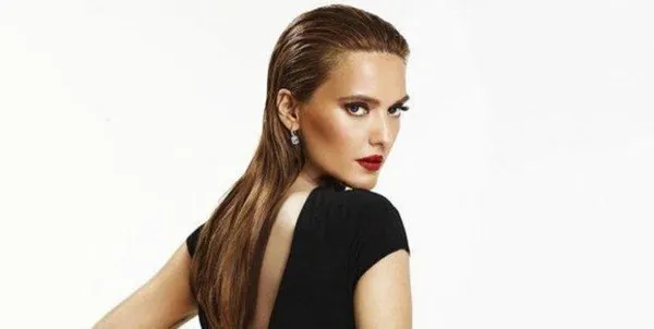 Aleyna Tilki'nin yeni klibine Demet Akalın'dan övgü-6