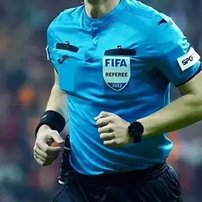 UEFA’dan Türk hakemlere görev!