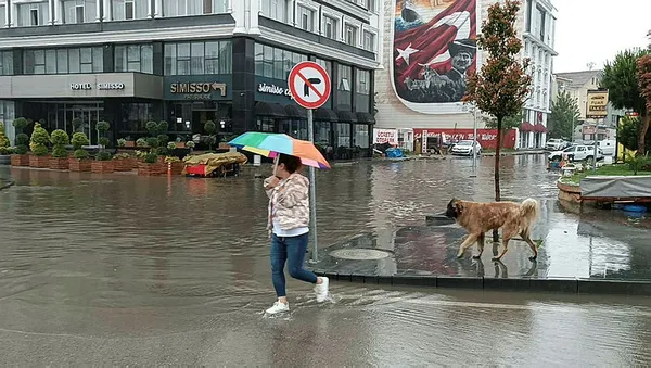 1688713082320.jpg Meteoroloji'den son dakika hava durumu raporu |Yurdun büyük bölümü için gelecek! Sıcak havalara aldanmayın-14