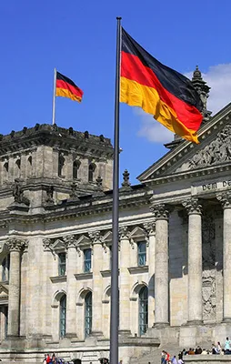 Alman kanalının anketine ders gibi yanıt