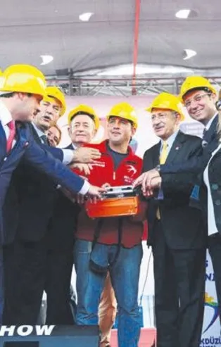 Ekrem İmamoğlu’nun cami istismarı