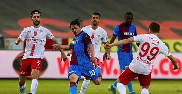 Trabzon Antalya Ya Takildi Basaksehir Le Fark 4 E Cikti Takvim