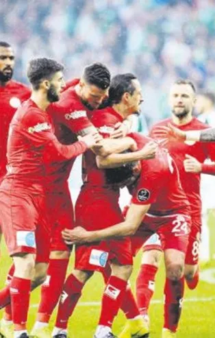 Timsah avcısı Antalyaspor