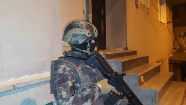 İstanbul'da terör operasyonu! Çok sayıda adrese baskın var
