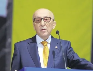 Vefa Küçük adaylıktan çekildi