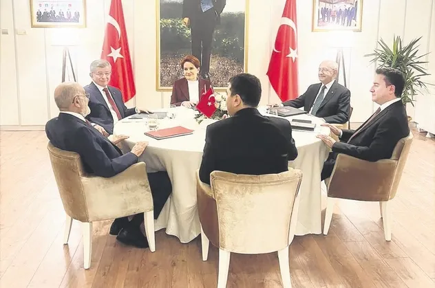 Altılı masa toplanıp dururken daha aday açıklamadı! Başkan Erdoğan ise dünyanın 5'inci, büyüğü olan Yusufeli Barajı'nı açtı