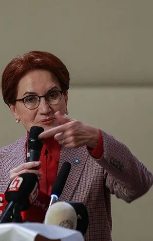 6+1'li terör masasının ortağı Meral Akşener'in maskesi bir günde iki sefer düştü! Teröriste terörist diyemeyen İyi Parti