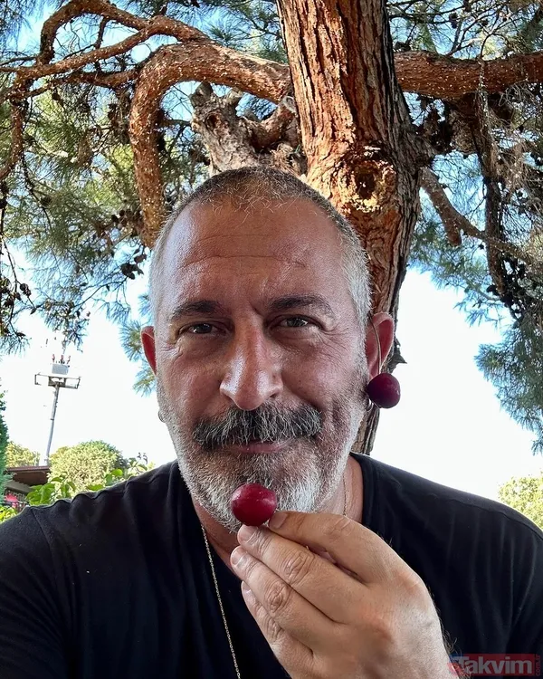 Cem Yılmaz’ın 13 yaş küçük sevgilisi ortaya çıktı! Bakın gönlünü kime kaptırmış! Topuklu ayakkabının gizemi çözüldü - 20