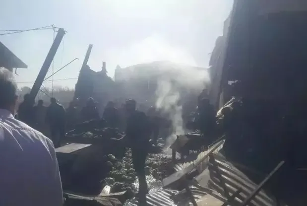 Meyve sebze haline helikopter düştü