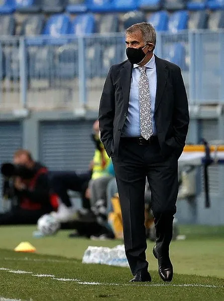 Şenol Güneş başarılarıyla ülke futbolunu bir kez daha aydınlatıyor-4