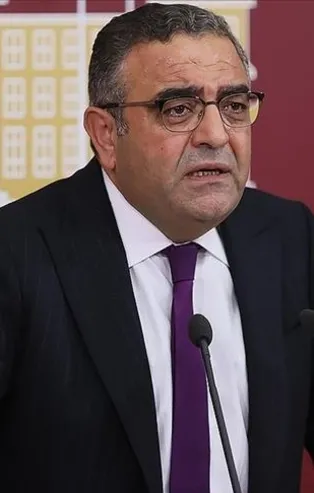 TR 705 kod adlı CHP'li Sezgin Tanrıkulu'ndan skandal Selçuk Bayraktar paylaşımı! Kimin adına konuşuyor: CHP mi CIA mi?