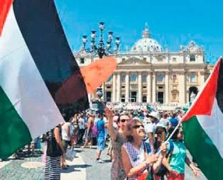 Vatikan Filistin’i tanıdı