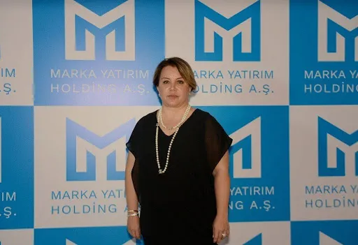 bistte-islem-goren-marka-yatirim-holding-patronu-mine-tozlu-sineren-ve-esi-ibrahim-sineren-hakkinda-suc-duyurusu-1611294442104.jpg BIST'te işlem gören Marka Yatırım Holding patronu Mine Tozlu Sineren ve eşi İbrahim Sineren hakkında suç duyurusu-2