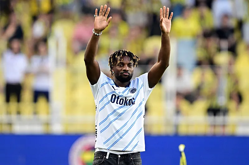 Jose Mourinho'dan 3 değişiklik! Fenerbahçe Lugano maçında forma onların - 26