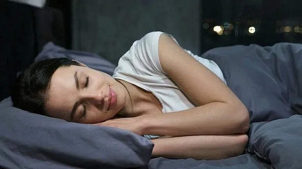 Sağlıklı bir yaşam için iyi uyku şart: İşte uzmanından önemli bilgiler...