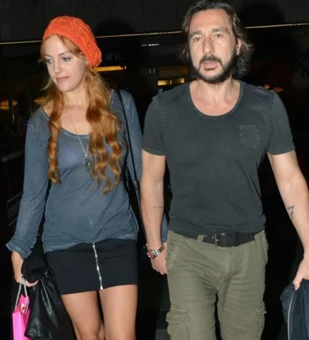 abdye-kacan-can-ates-prestij-sahibi-olmak-icin-meryem-uzerlinin-adini-kullandi-1664047295346.jpeg ABD’ye kaçan Can Ateş'ten Meryem Uzerli'yi şoke eden hamle! Prestij sahibi olmak için...-5