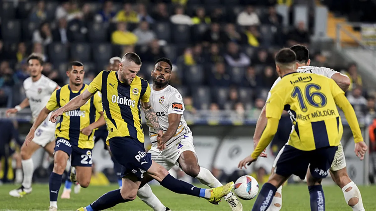 Galatasaray'dan Fenerbahçe'nin istediği yıldıza kanca!