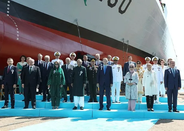 son-dakika-baskan-erdogan-pakistan-cumhurbaskani-arif-alvi-ile-gorustu-1629038083755.jpeg Son dakika: Başkan Erdoğan, Pakistan Cumhurbaşkanı Arif Alvi ile görüştü-3